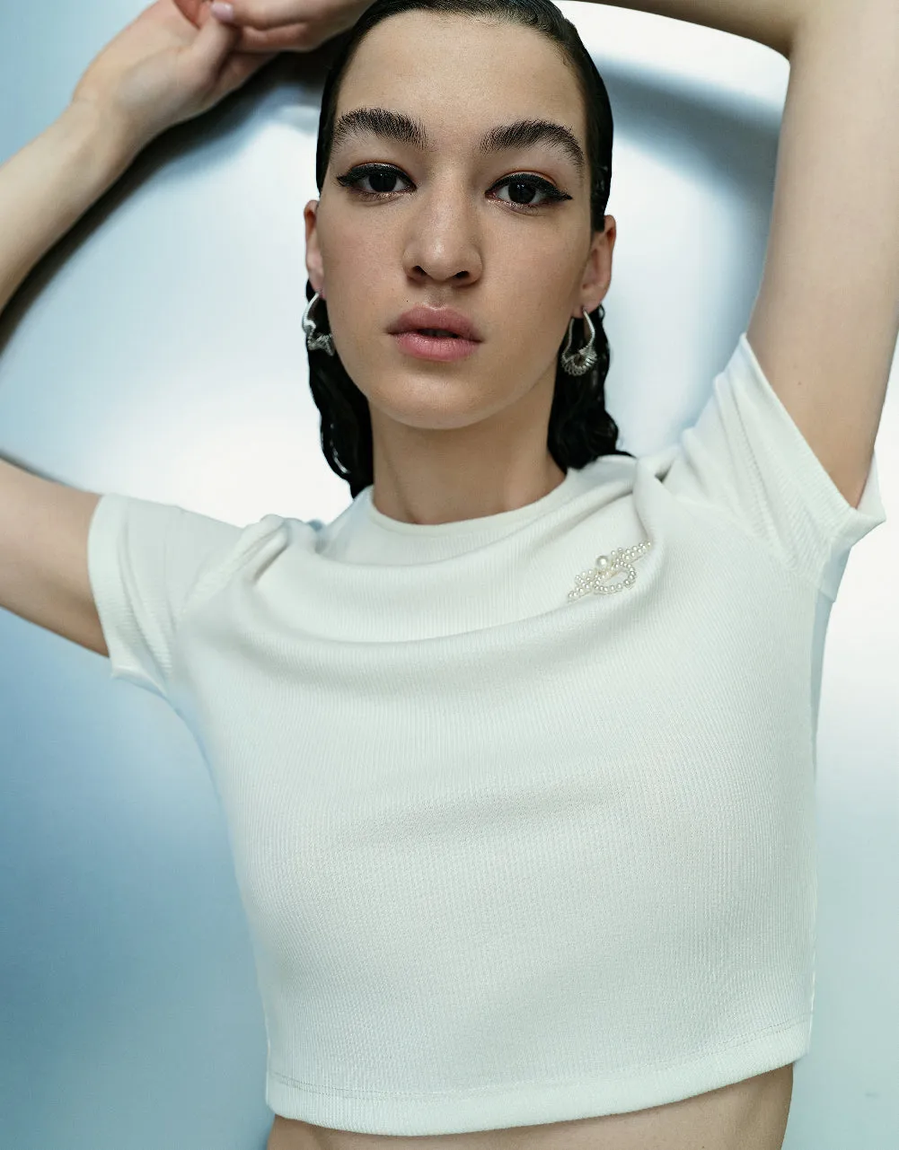 Paw Embroidered Crew Neck Skinny T-Shirt sold by Urban Revivo product image thumbnail 5