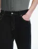Carrot Fit Jeans sold by Urban Revivo