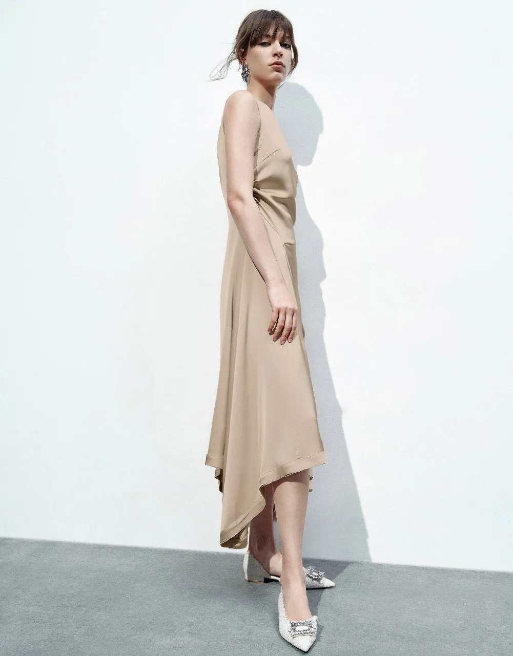 Sleeveless Crew Neck Skinny Dress sold by Urban Revivo product image thumbnail 3