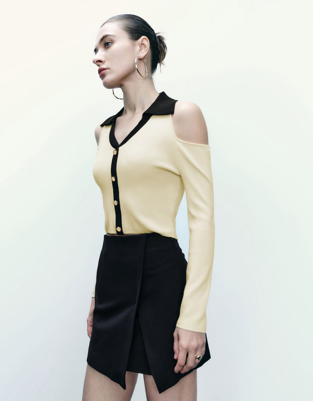 Cold Shoulder V-Neck Knitted T-Shirt sold by Urban Revivo product image thumbnail 3