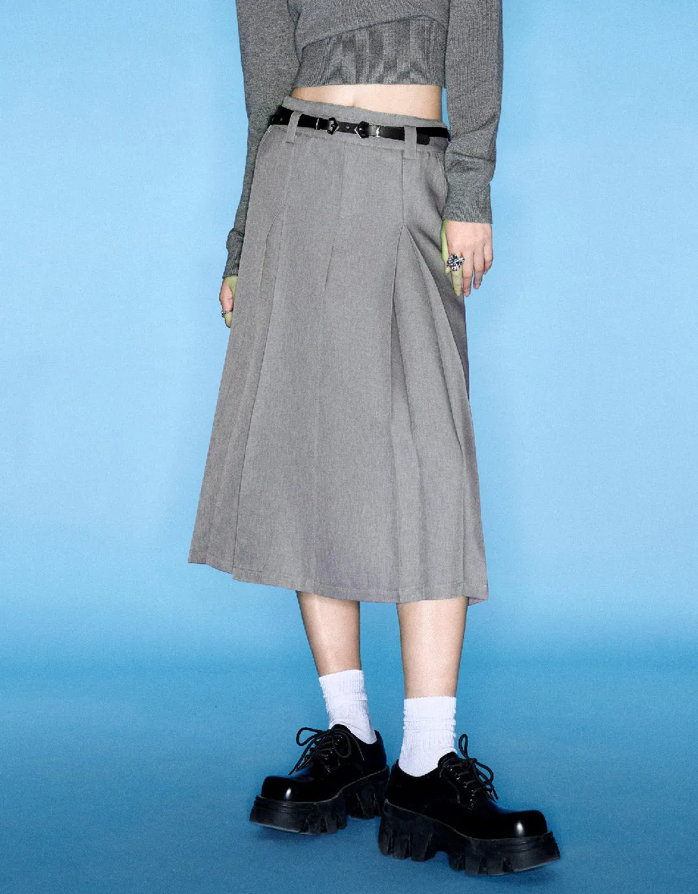 Pleated Midi A-Line Skirt sold by Urban Revivo product image thumbnail 2