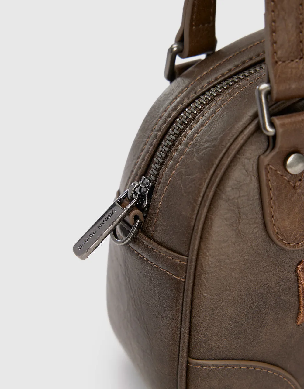 Distressed Shoulder Bag sold by Urban Revivo product image thumbnail 5