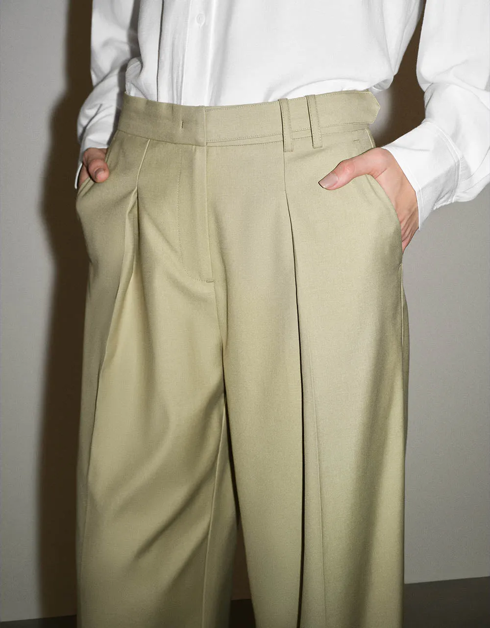 Tailored Straight Pants sold by Urban Revivo product image thumbnail 5