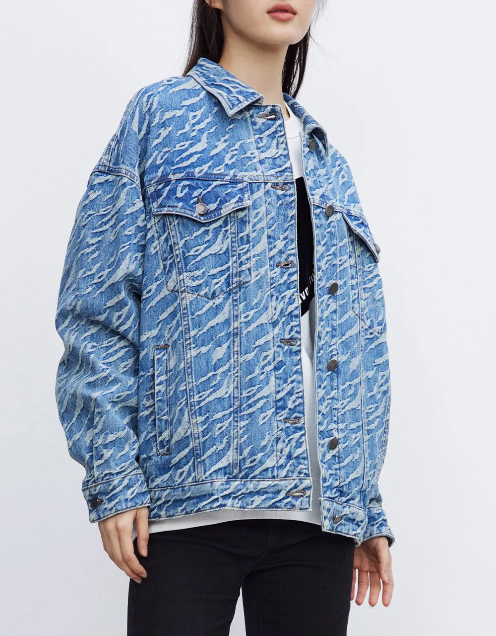 Abstract Print Button Up Denim Jacket sold by Urban Revivo product image thumbnail 5