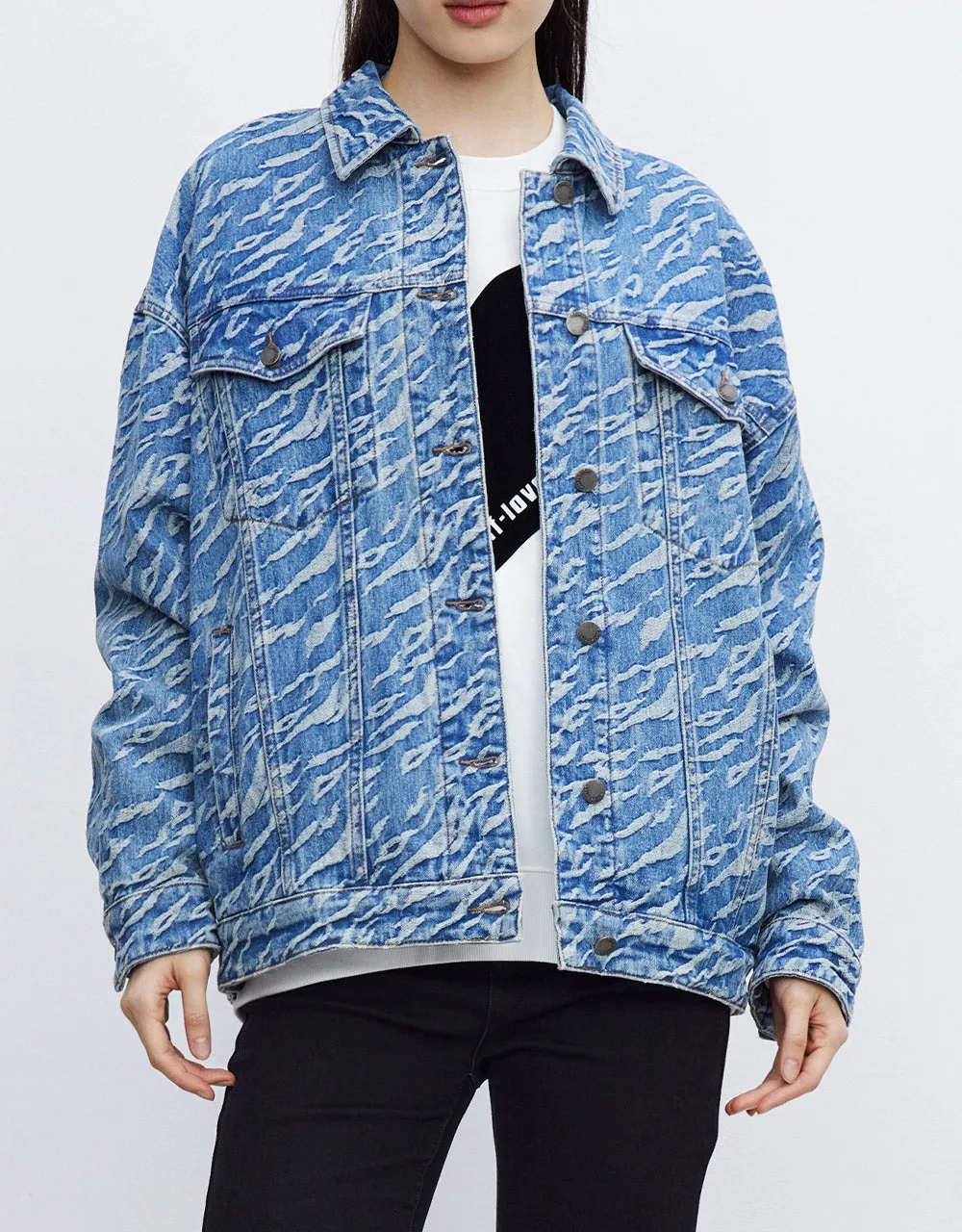 Abstract Print Button Up Denim Jacket sold by Urban Revivo product image thumbnail 2