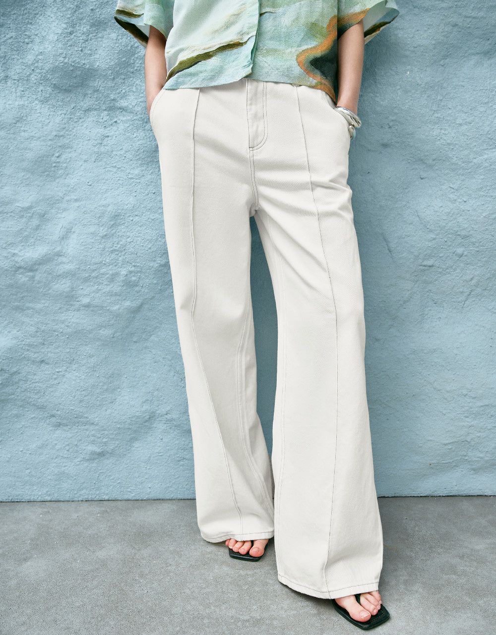 Wide-Leg Jeans sold by Urban Revivo product image thumbnail 2