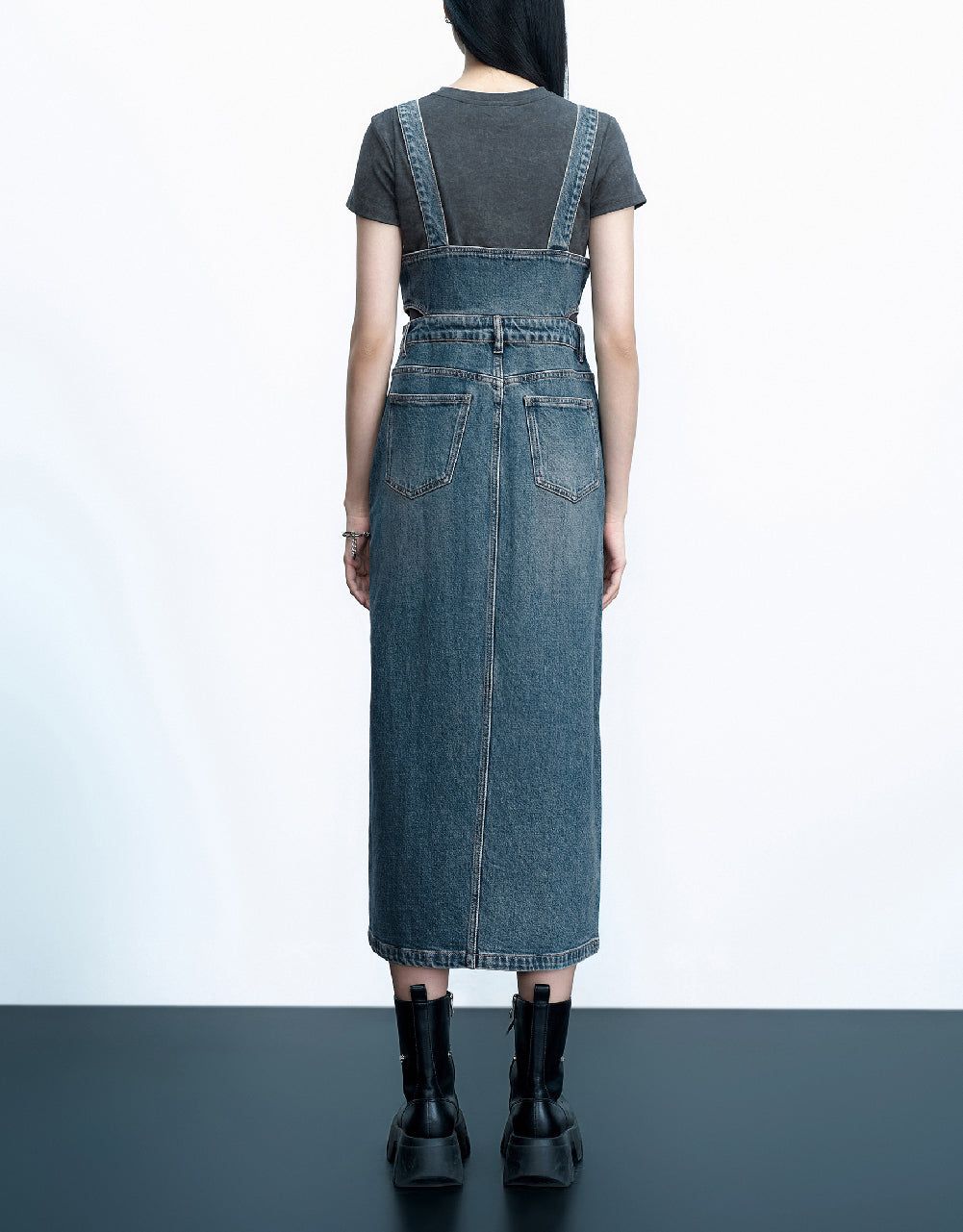 Cut-Out Denim Pinafore Dress sold by Urban Revivo product image thumbnail 4