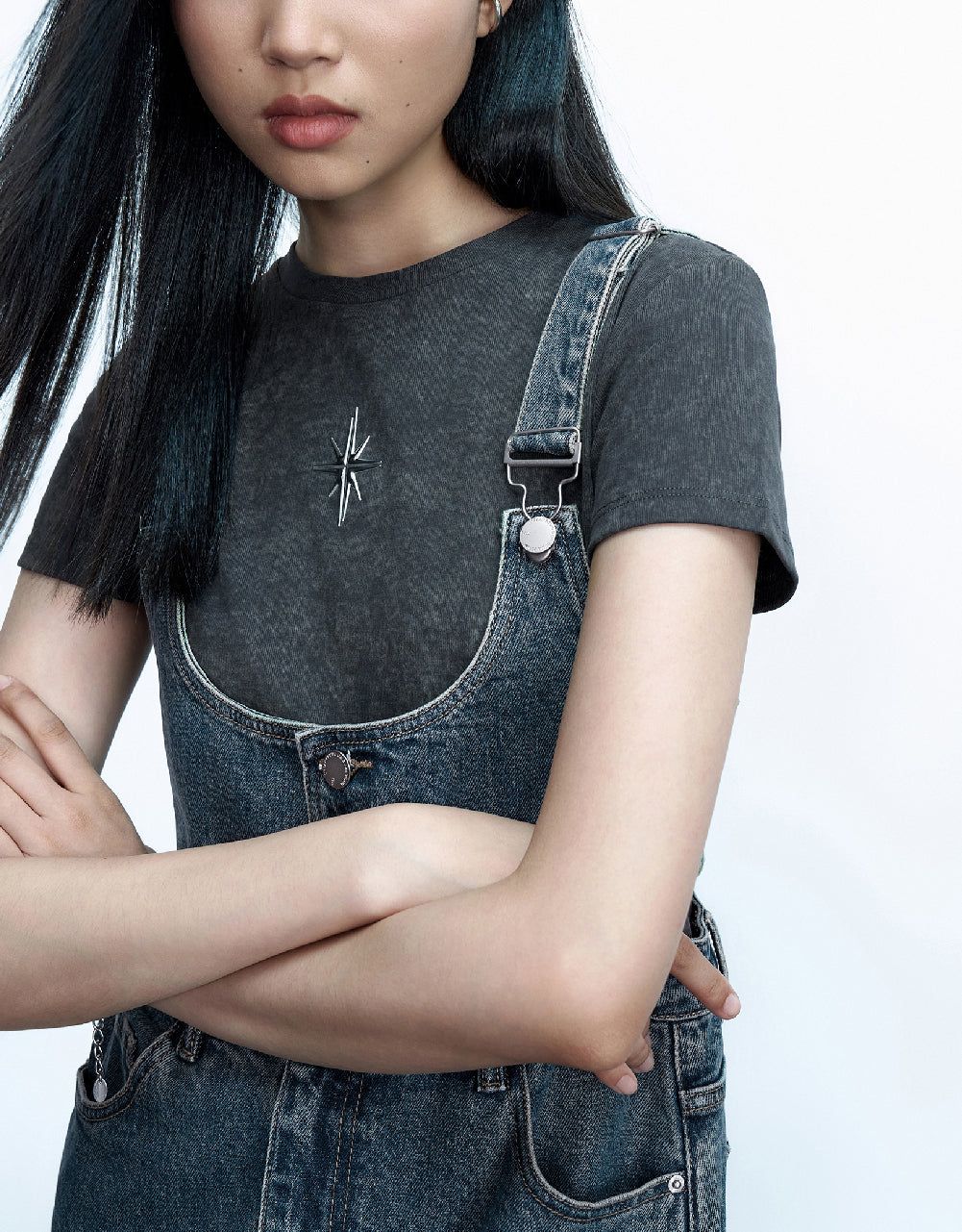 Cut-Out Denim Pinafore Dress sold by Urban Revivo product image thumbnail 5