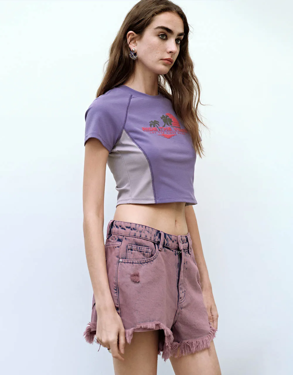 Printed Crew Neck Skinny T-Shirt sold by Urban Revivo product image thumbnail 3