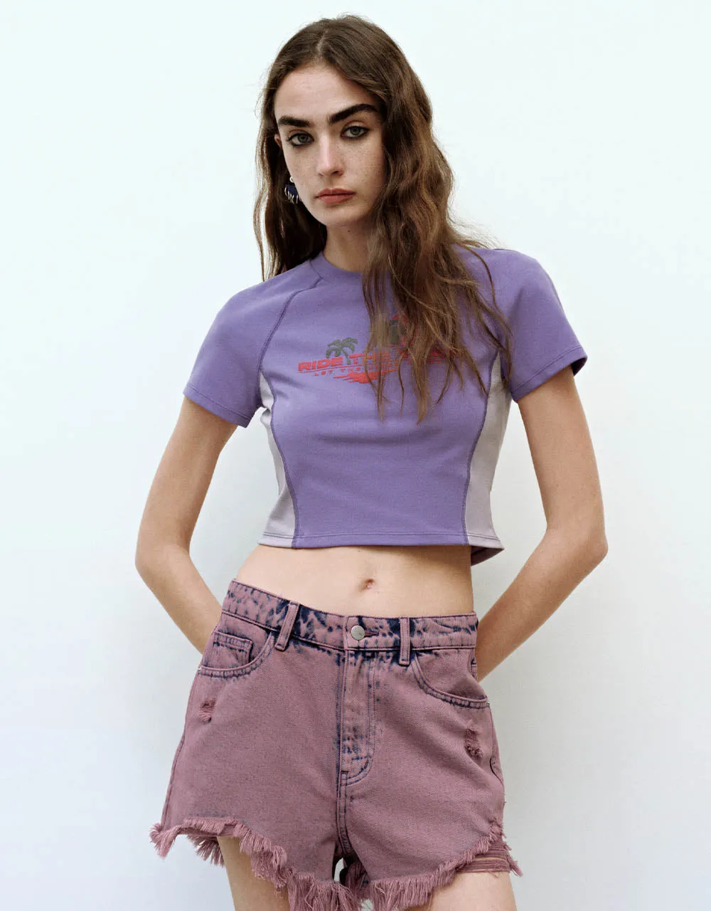 Printed Crew Neck Skinny T-Shirt sold by Urban Revivo