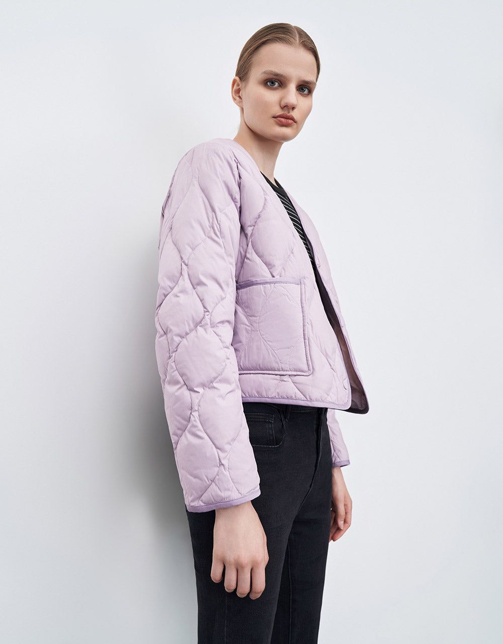 V Neck Cropped Down Jacket sold by Urban Revivo product image thumbnail 4
