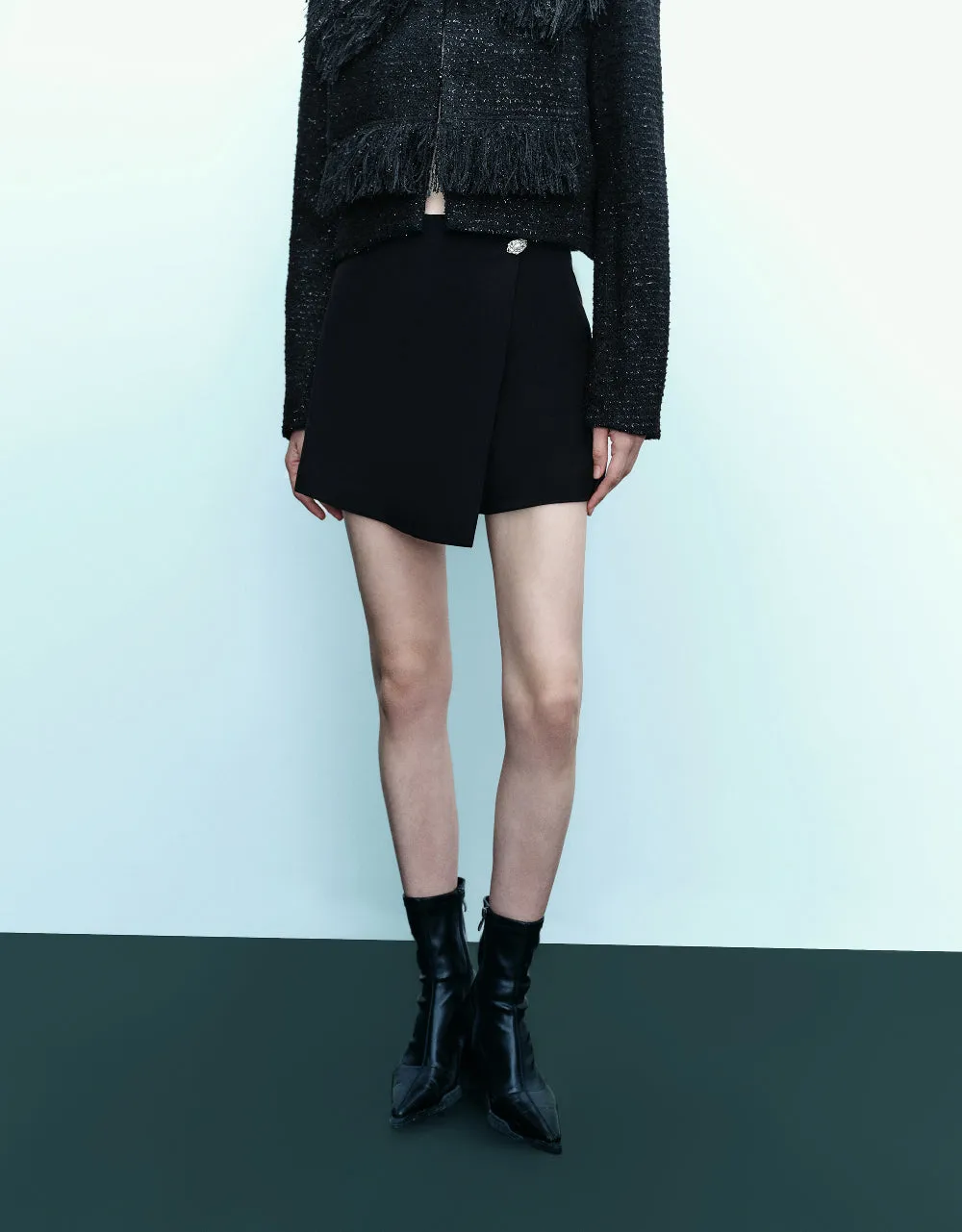 Glamor Regular Skort sold by Urban Revivo product image thumbnail 2