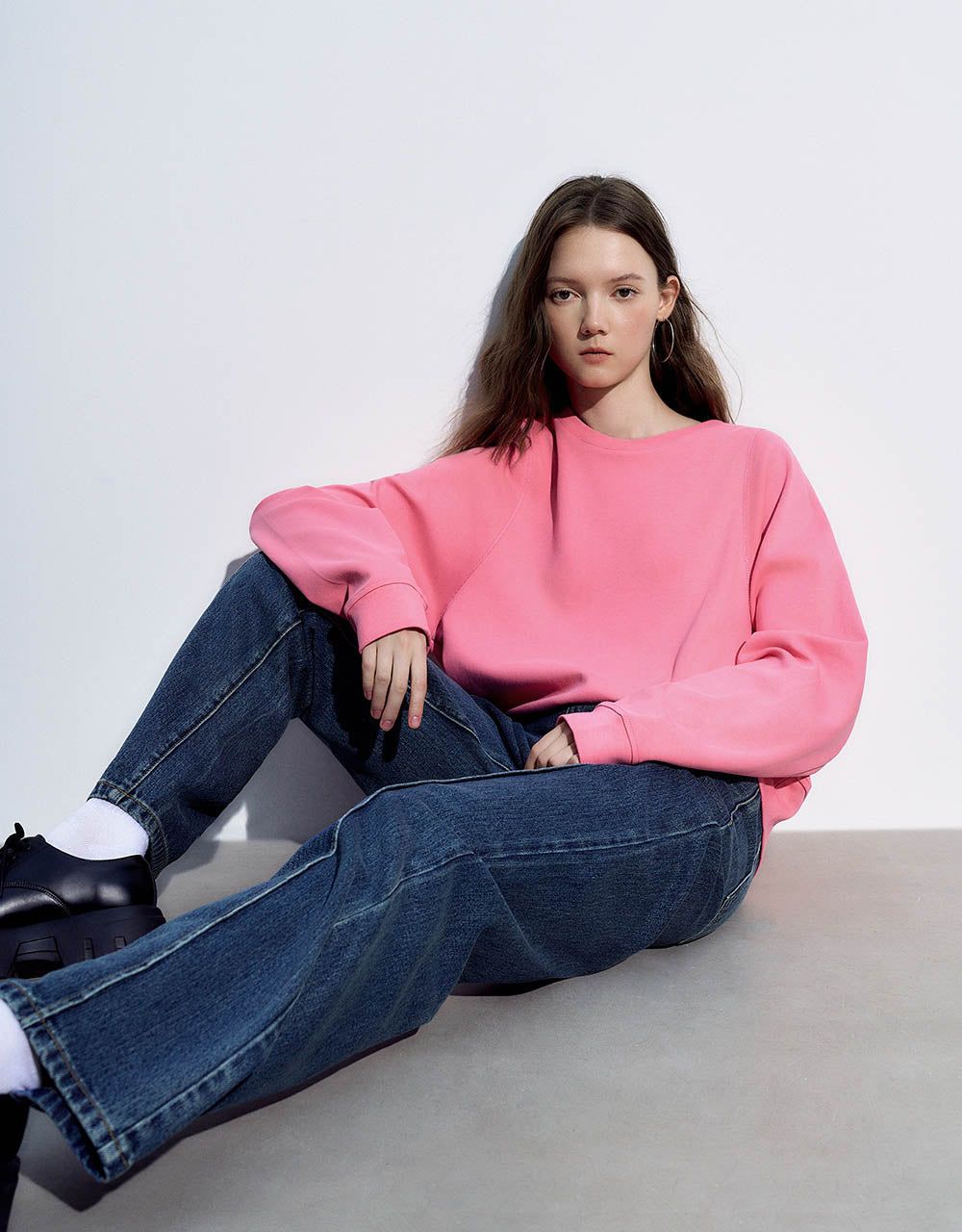 Crew Neck Straight T-Shirt sold by Urban Revivo product image thumbnail 3