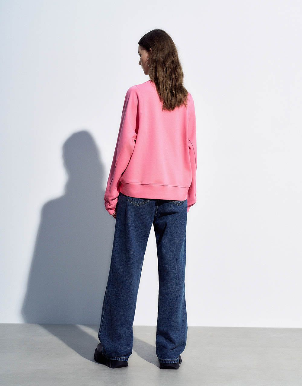 Crew Neck Straight T-Shirt sold by Urban Revivo product image thumbnail 4