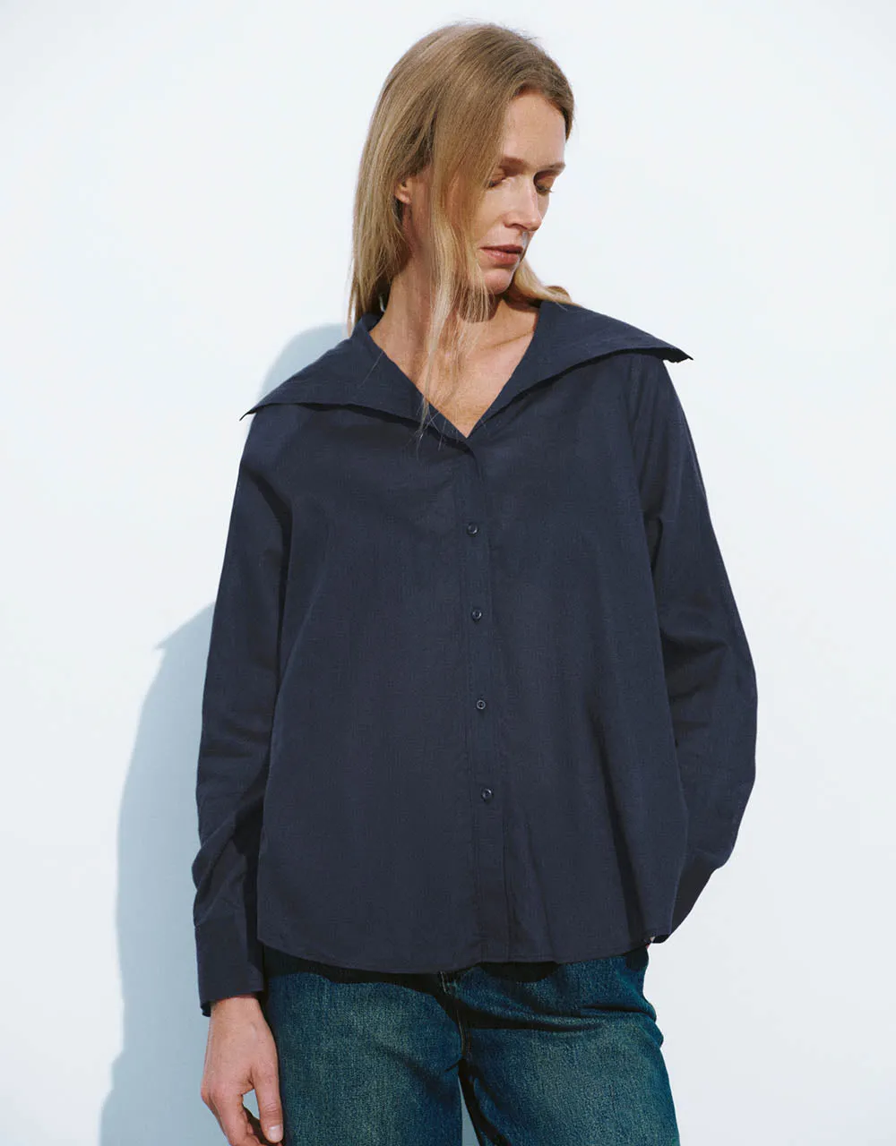 Straight V-Neck Shirt sold by Urban Revivo product image thumbnail 3