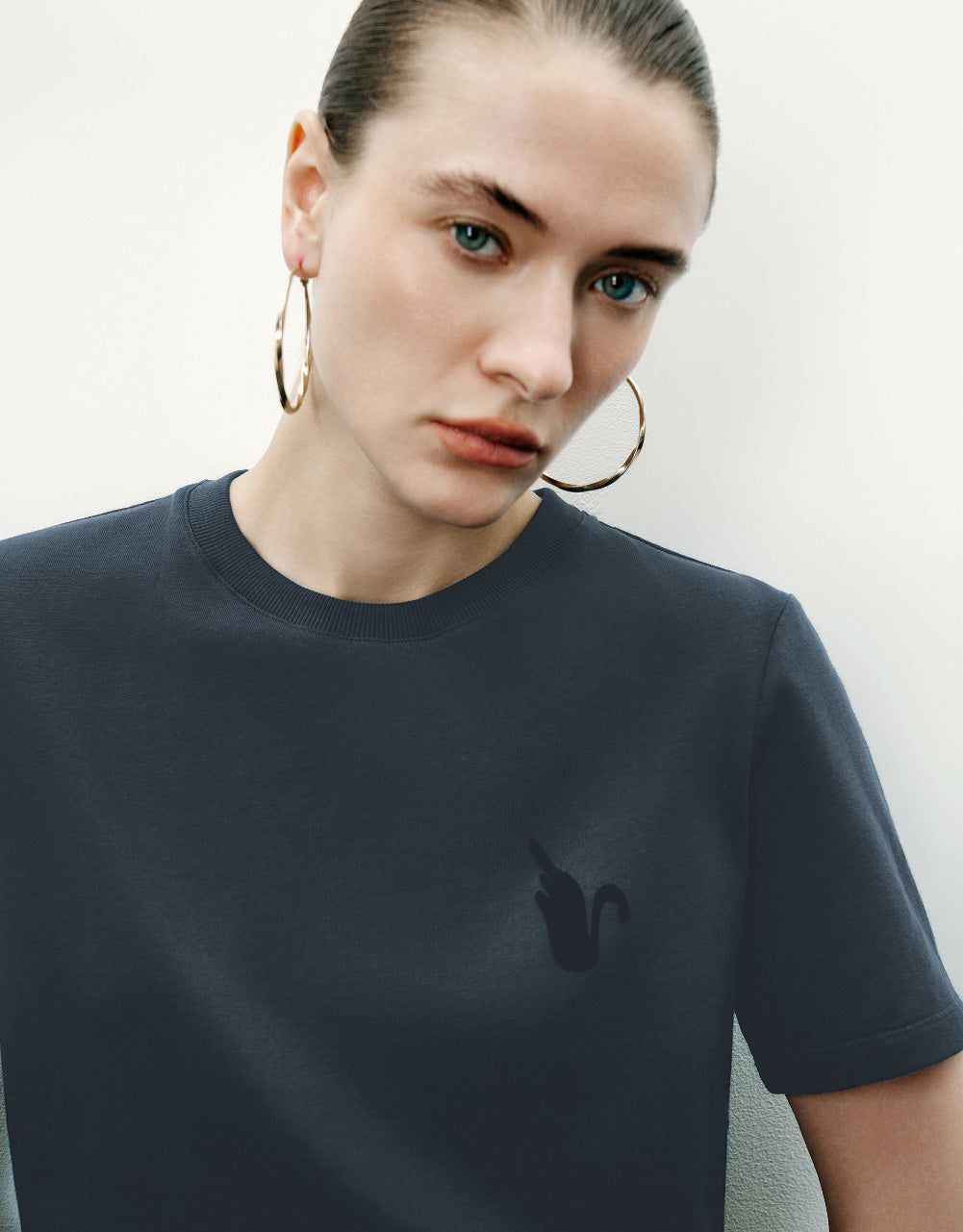 Crew Neck Skinny T-Shirt sold by Urban Revivo product image thumbnail 5