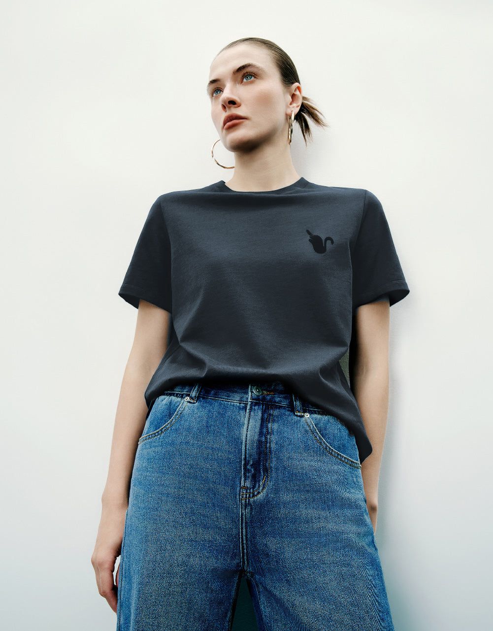 Crew Neck Skinny T-Shirt sold by Urban Revivo product image thumbnail 3