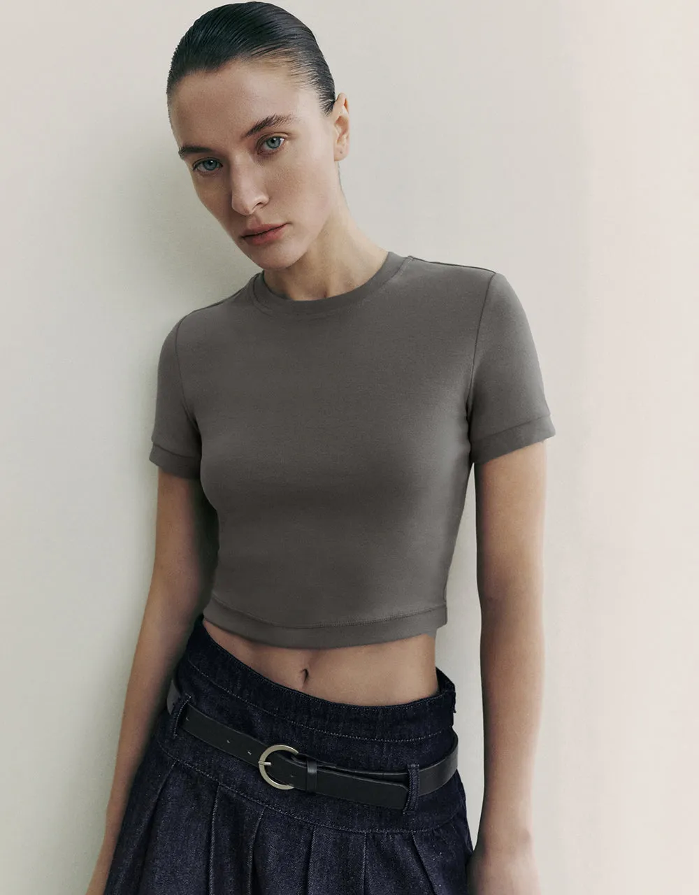 Basic Crew Neck Skinny T-Shirt sold by Urban Revivo