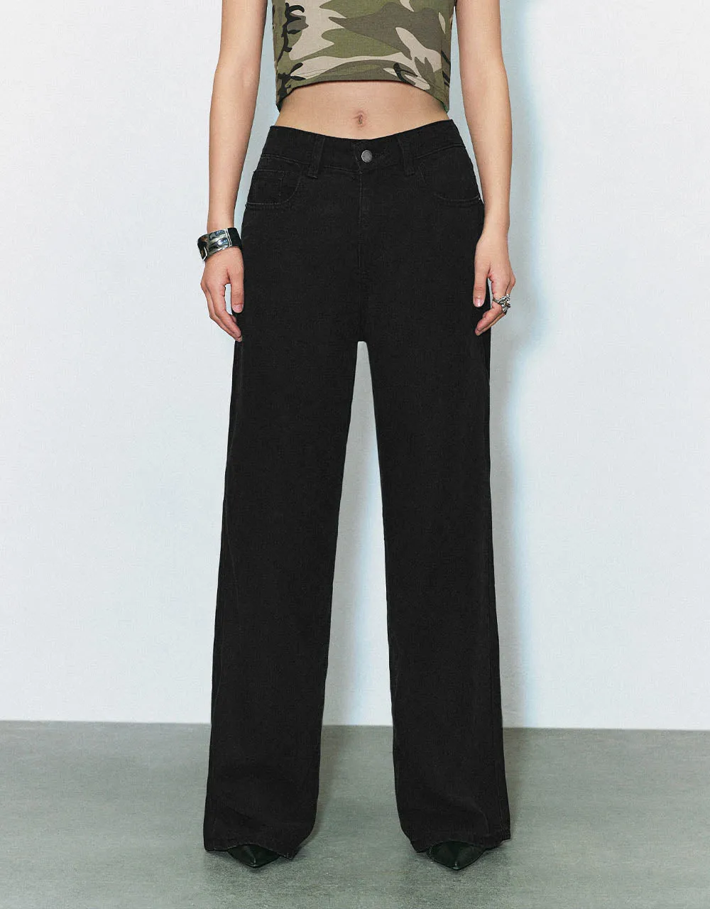 Wide-Leg Jeans sold by Urban Revivo product image thumbnail 2