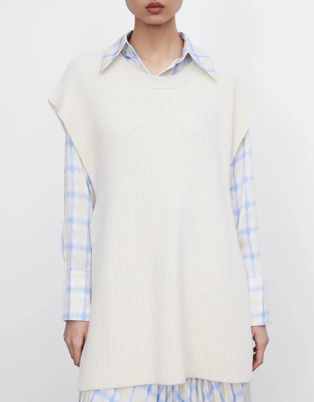 Tie Side Sweater Vest sold by Urban Revivo product image thumbnail 4