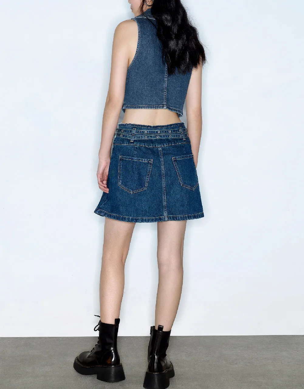 Shirt Collar Denim Vest sold by Urban Revivo product image thumbnail 4