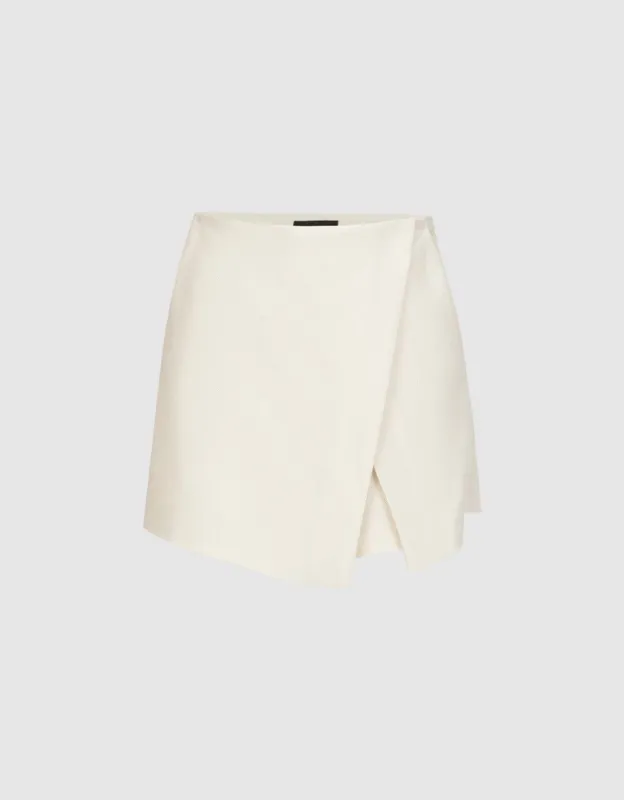 Regular Skort sold by Urban Revivo