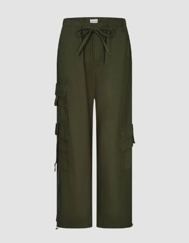 Drawstring Waist Loose Jogger Pants sold by Urban Revivo