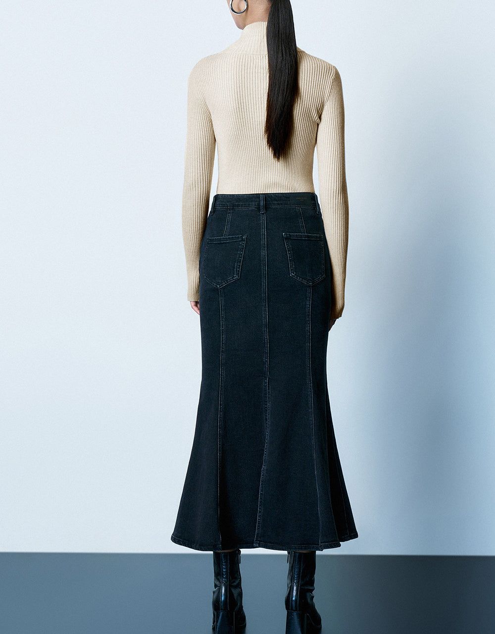 Zip Half Placket Knitted T-Shirt sold by Urban Revivo product image thumbnail 4