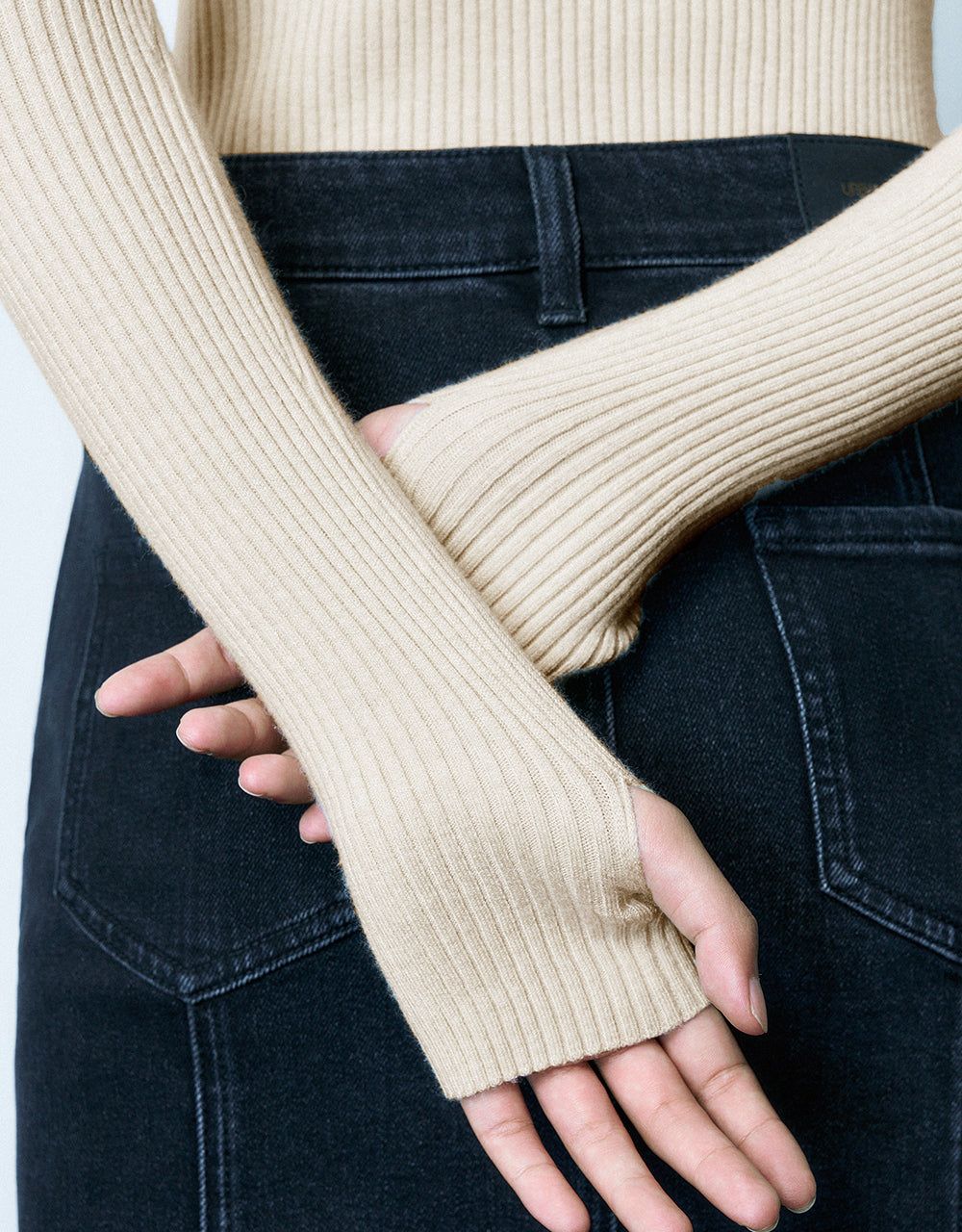 Zip Half Placket Knitted T-Shirt sold by Urban Revivo product image thumbnail 5