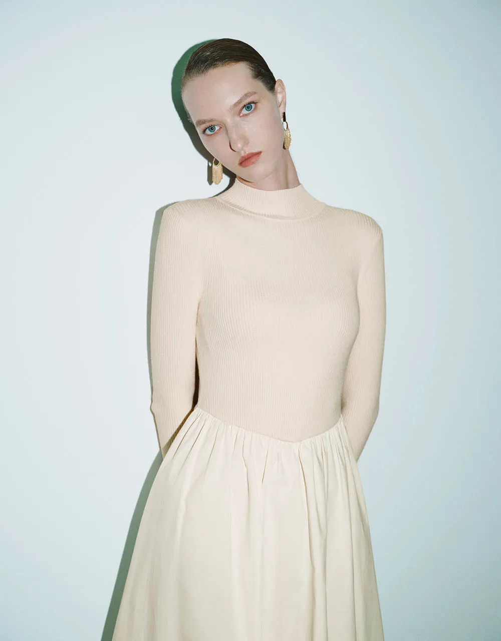 Skinny Knitted A-Line Dress sold by Urban Revivo product image thumbnail 5