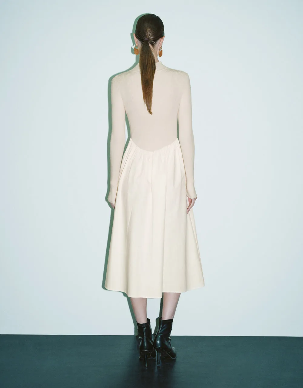 Skinny Knitted A-Line Dress sold by Urban Revivo product image thumbnail 4