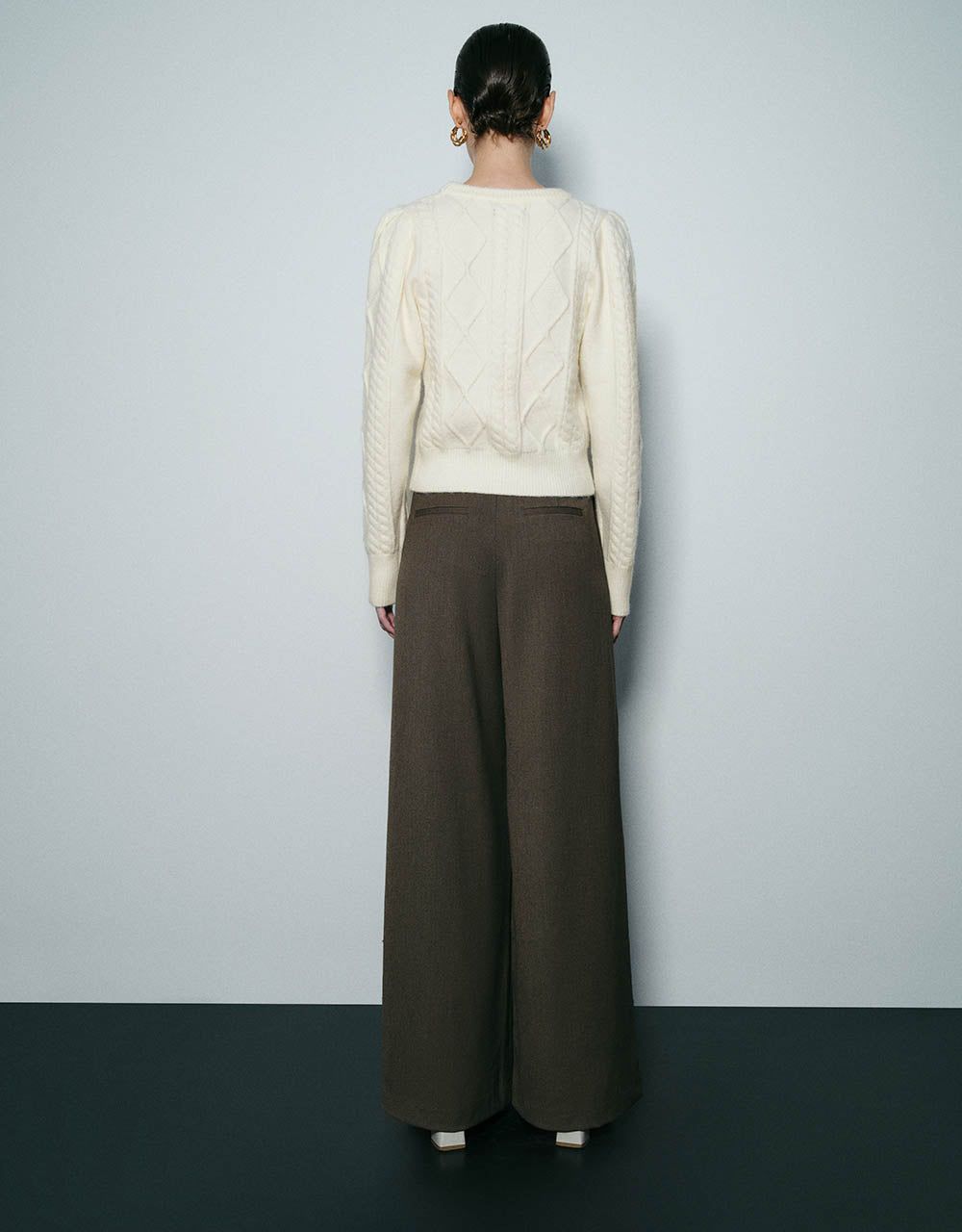 Tailored Wide-Leg Pants sold by Urban Revivo product image thumbnail 5