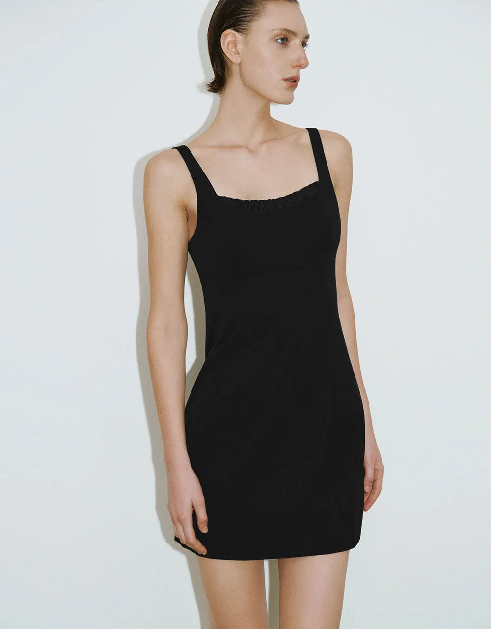 Sleeveless U Neck Straight Dress sold by Urban Revivo product image thumbnail 3