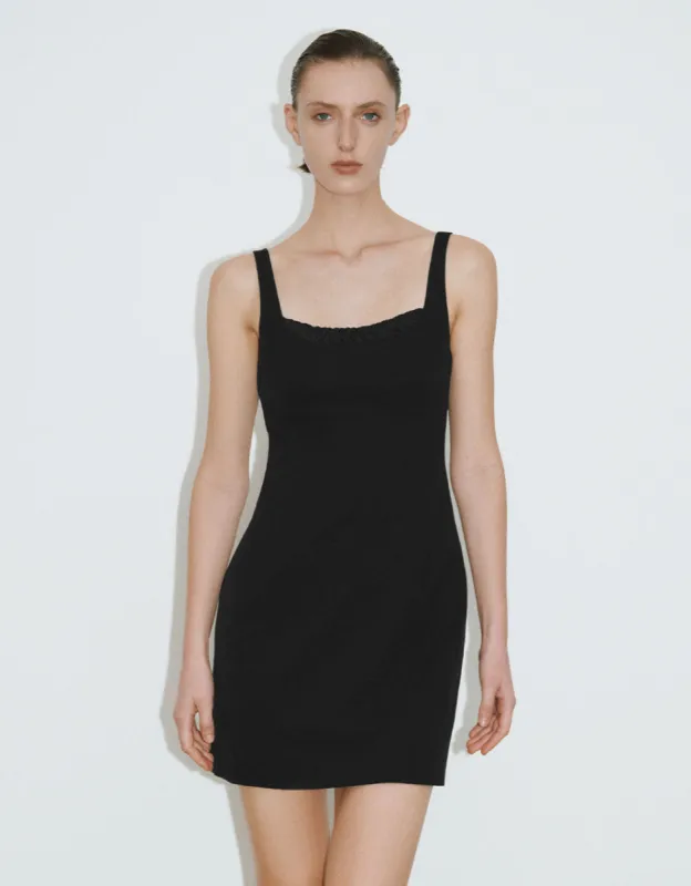 Sleeveless U Neck Straight Dress sold by Urban Revivo