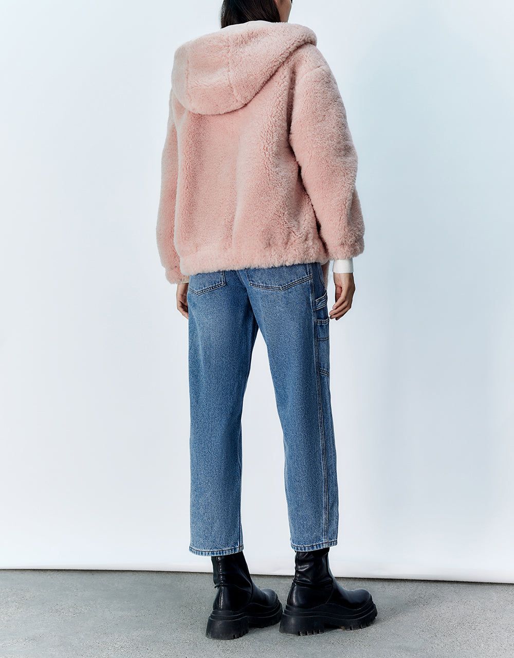 Zipper Front Hooded Furry Coat sold by Urban Revivo product image thumbnail 4