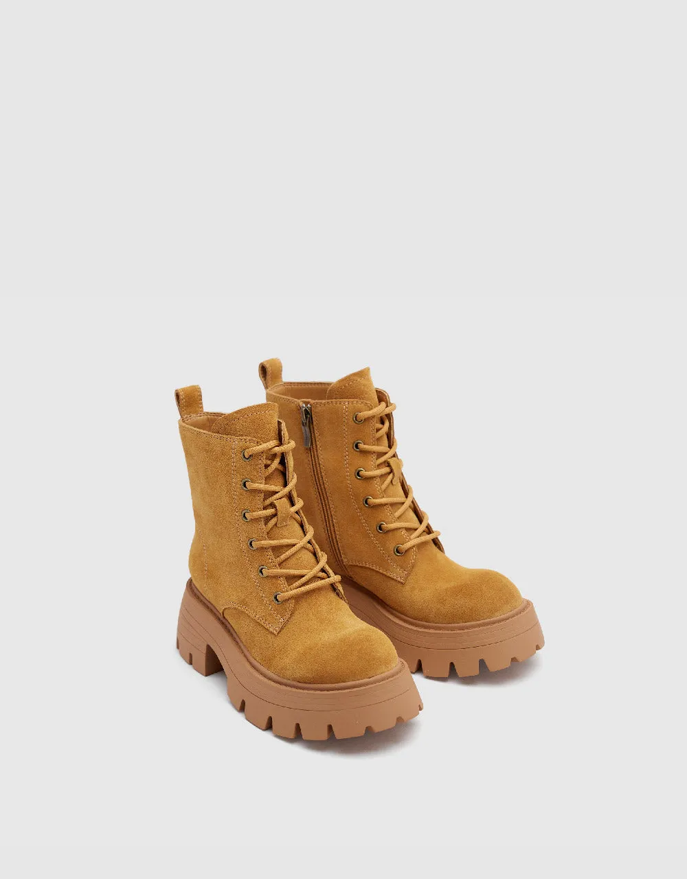 Round Toe Boots sold by Urban Revivo