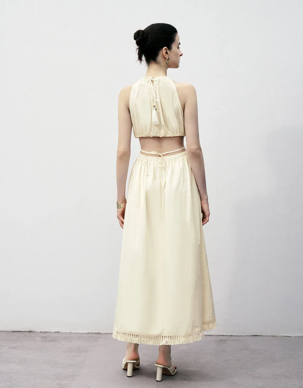 Sleeveless Crew Neck A-Line Dress sold by Urban Revivo product image thumbnail 4