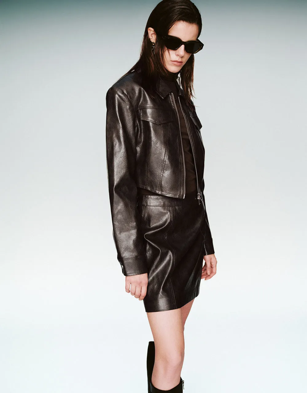 Cropped Zipper Front Vegan Leather Jacket sold by Urban Revivo product image thumbnail 3