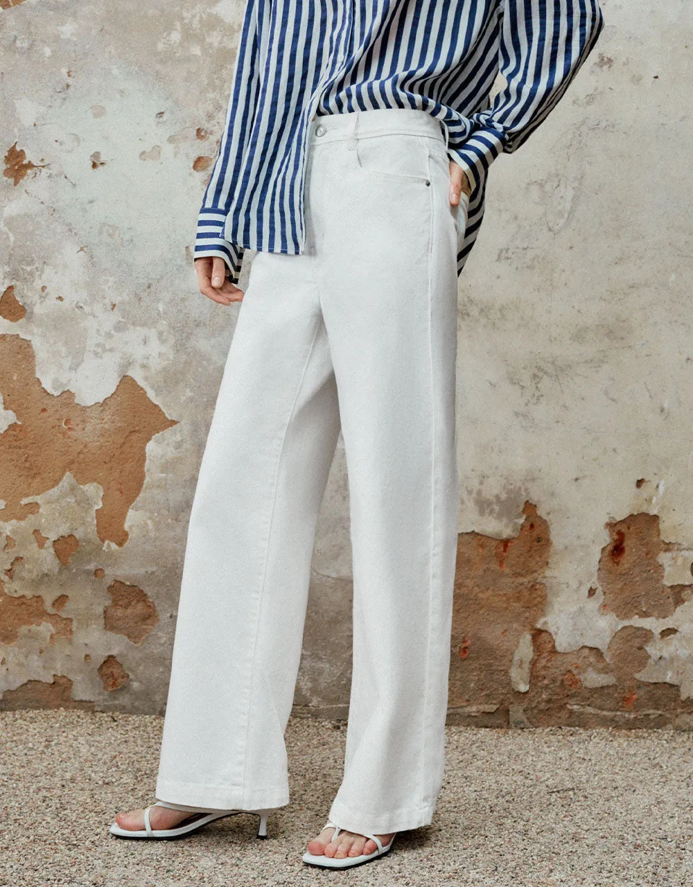 Wide Leg Jeans sold by Urban Revivo product image thumbnail 2