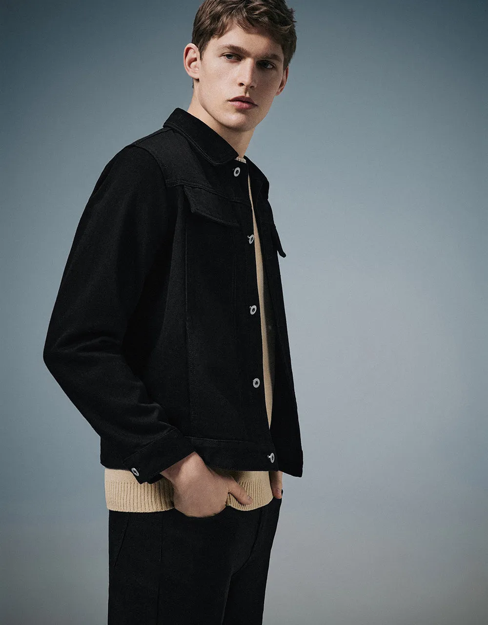 Button Up Straight Denim Shirt sold by Urban Revivo product image thumbnail 3