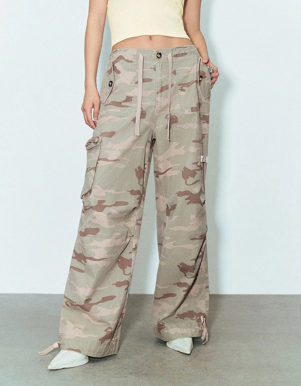 Camouflage Wide-Leg Pants sold by Urban Revivo product image thumbnail 2