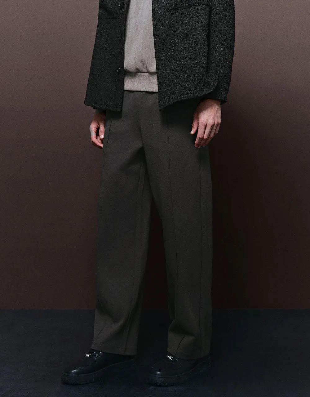 Elastic Waist Knitted Straight Pants sold by Urban Revivo product image thumbnail 4