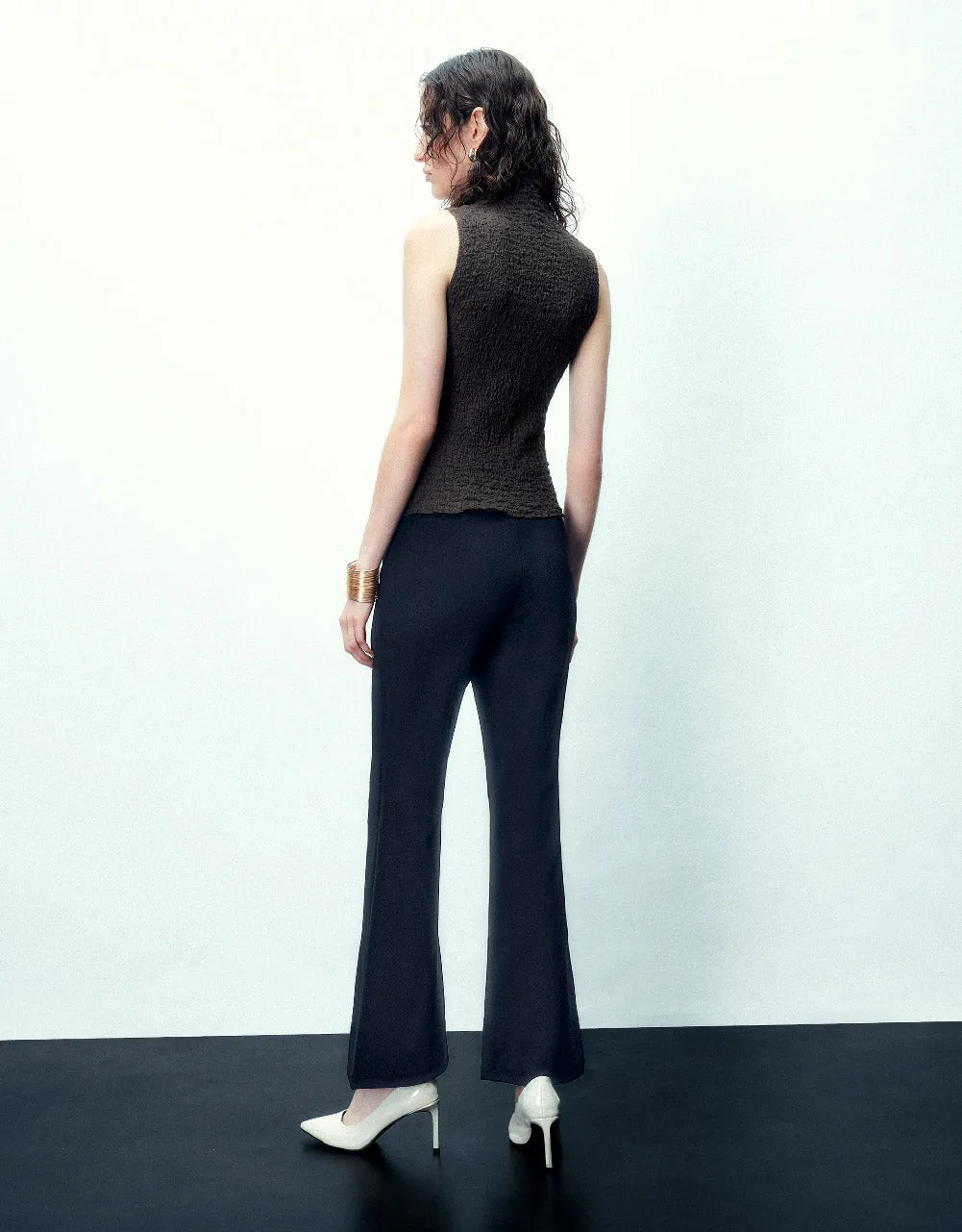 Crew Neck Knitted Tank Top sold by Urban Revivo product image thumbnail 4