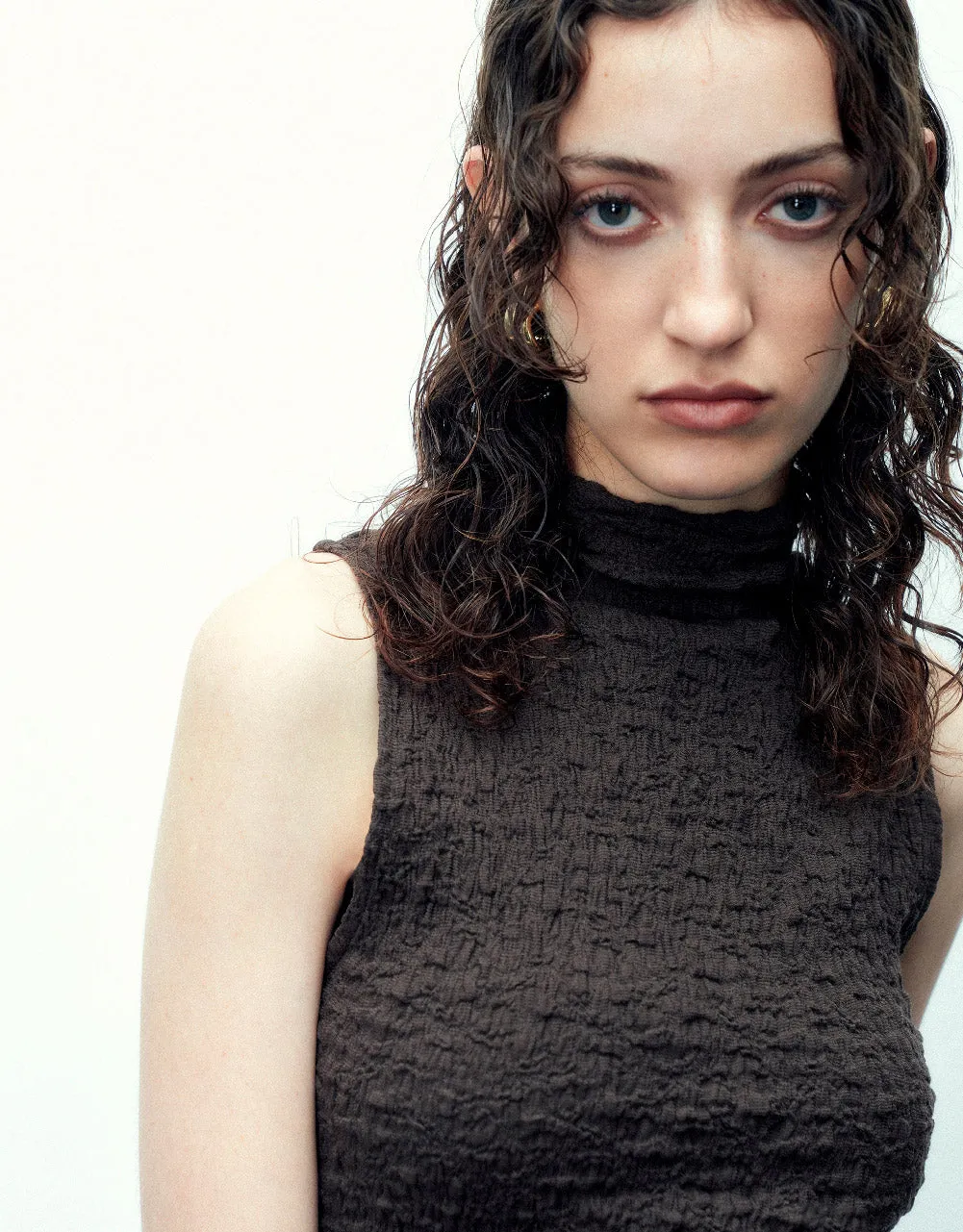 Crew Neck Knitted Tank Top sold by Urban Revivo product image thumbnail 5