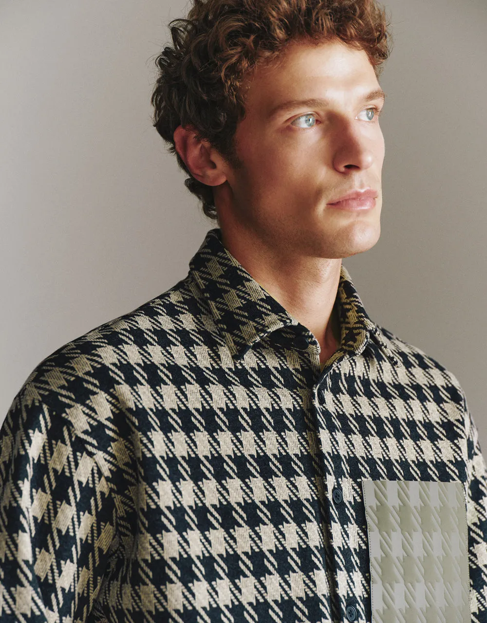 Houndstooth Button Up Loose Shirt sold by Urban Revivo product image thumbnail 4
