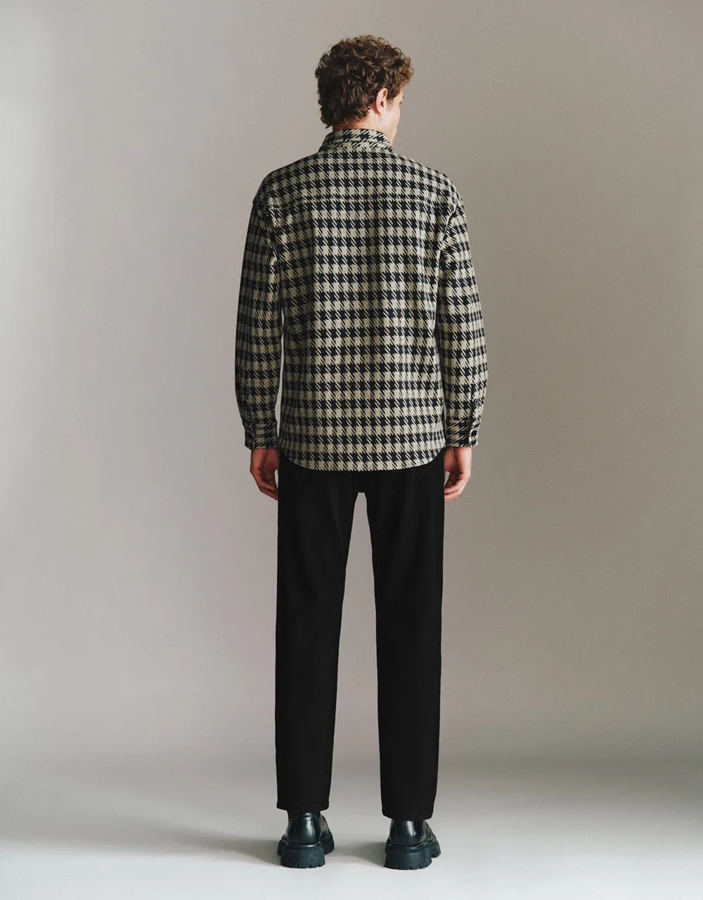 Houndstooth Button Up Loose Shirt sold by Urban Revivo product image thumbnail 3