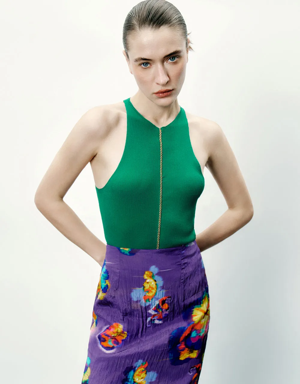 Zipper Front Crew Neck Knitted Tank Top sold by Urban Revivo