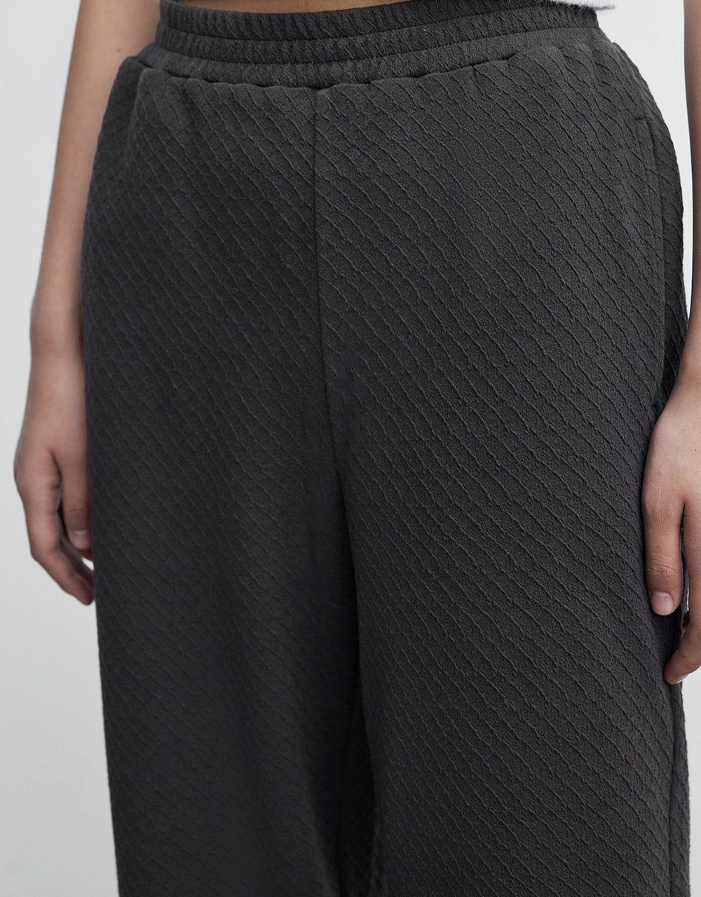 Knitted Textured Wide Leg Pants sold by Urban Revivo product image thumbnail 5