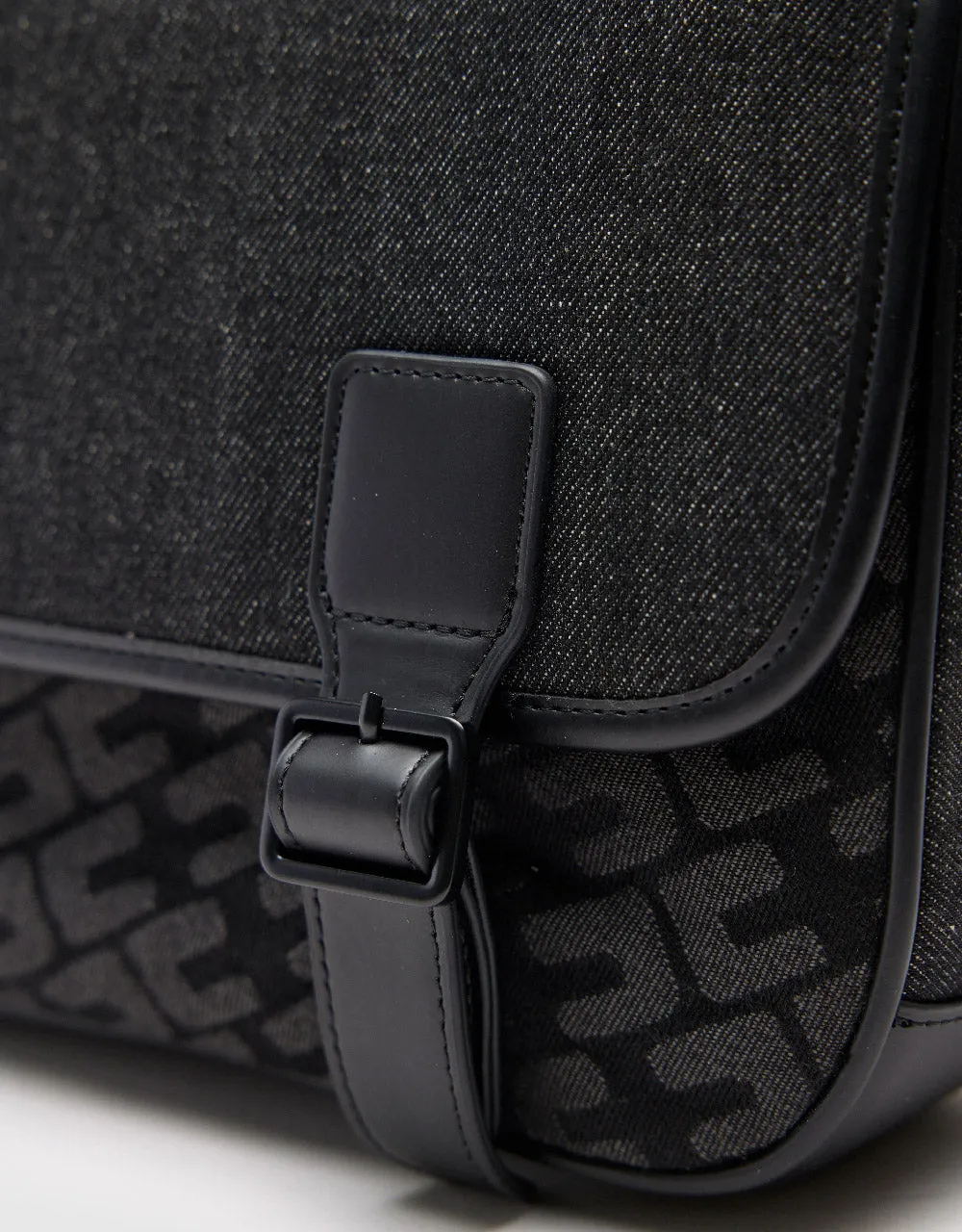 Double Buckled Crossbody Bag sold by Urban Revivo product image thumbnail 5