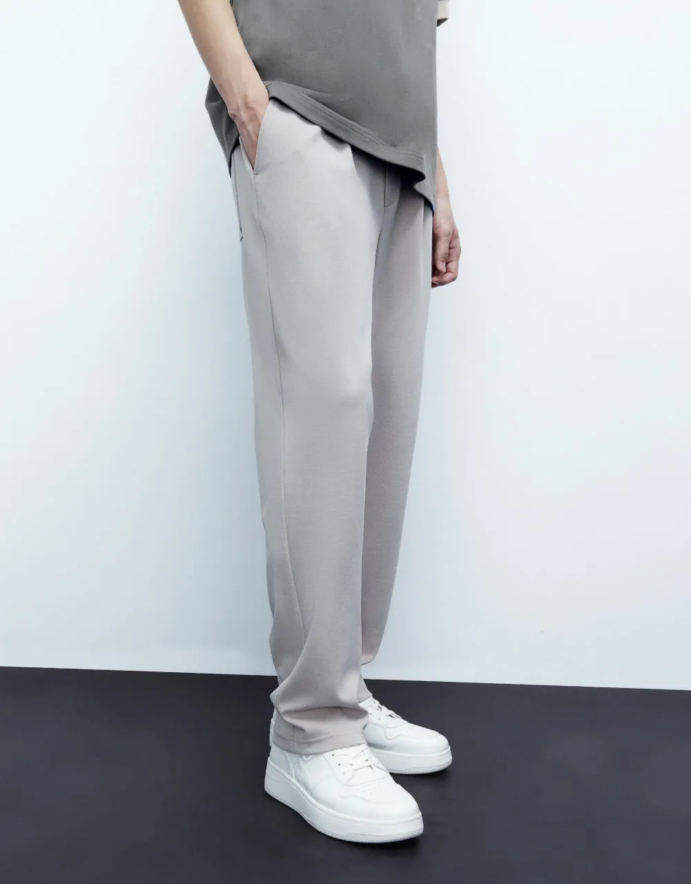 Knitted Straight Pants sold by Urban Revivo product image thumbnail 3